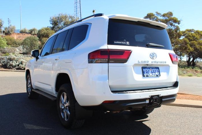 2022 Toyota Landcruiser VX