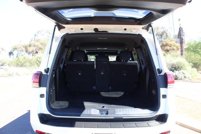 2022 Toyota Landcruiser VX