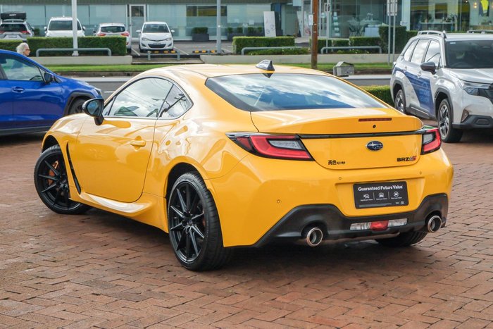 2025 Subaru BRZ tS Kiiro