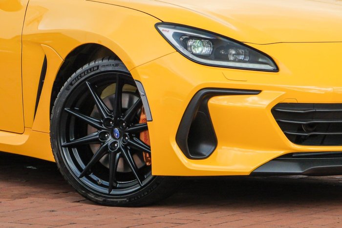2025 Subaru BRZ tS Kiiro