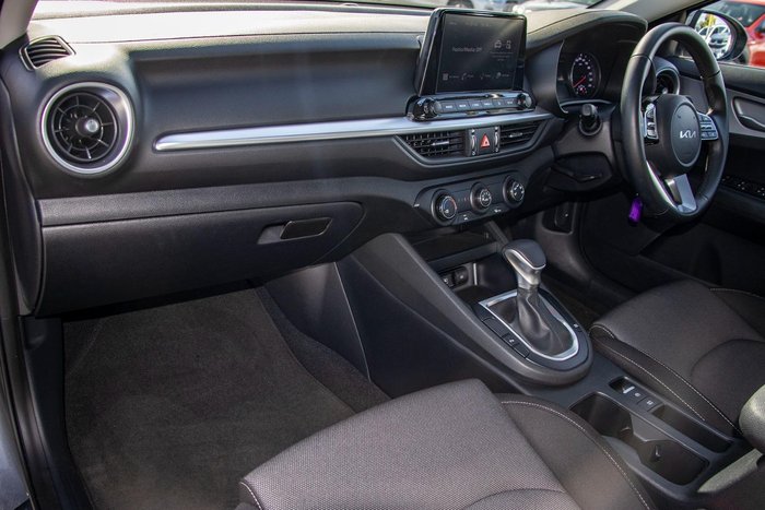 2024 Kia Cerato S