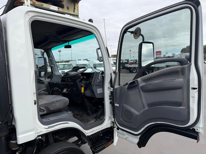 2008 Isuzu N Series NPR 400