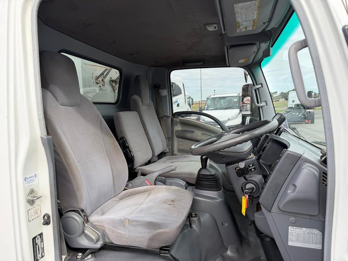 2008 Isuzu N Series NPR 400