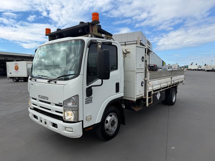 2008 Isuzu N Series NPR 400