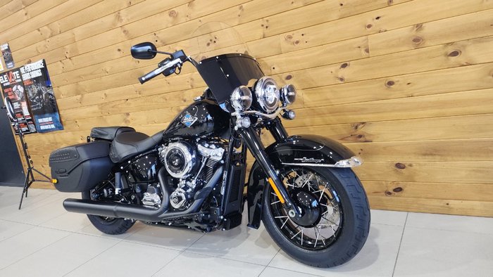 2026 HARLEY-DAVIDSON FLHC HERITAGE CLASSIC (117)