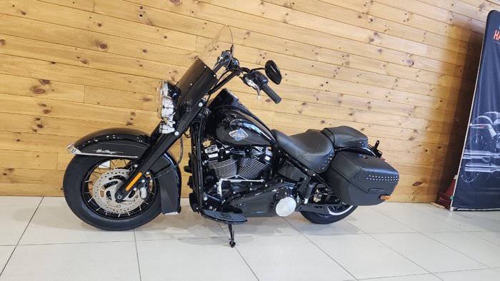2026 HARLEY-DAVIDSON FLHC HERITAGE CLASSIC (117)