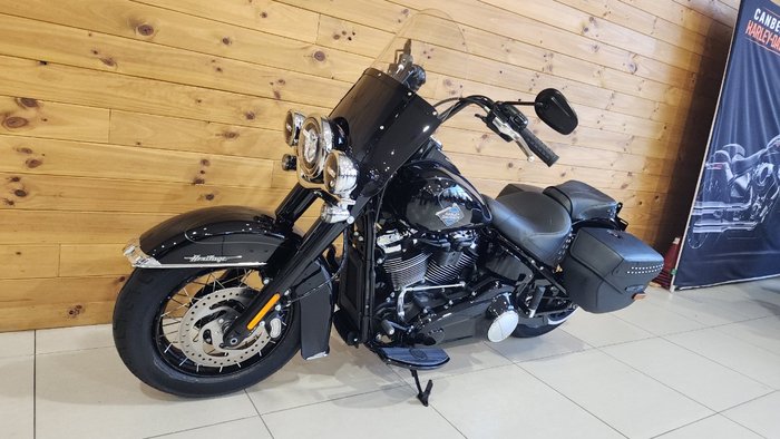 2026 HARLEY-DAVIDSON FLHC HERITAGE CLASSIC (117)