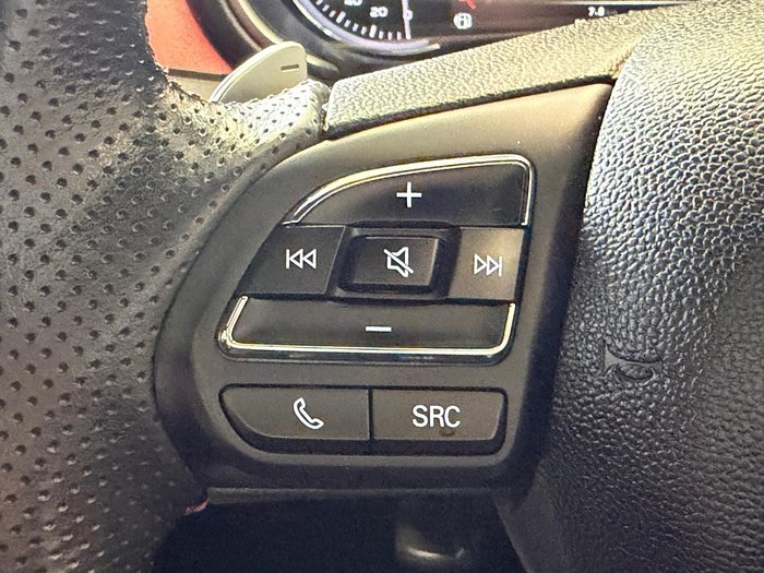 2021 MG HS Essence Anfield Edition