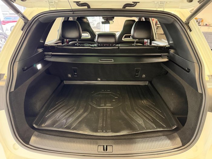 2021 MG HS Essence Anfield Edition