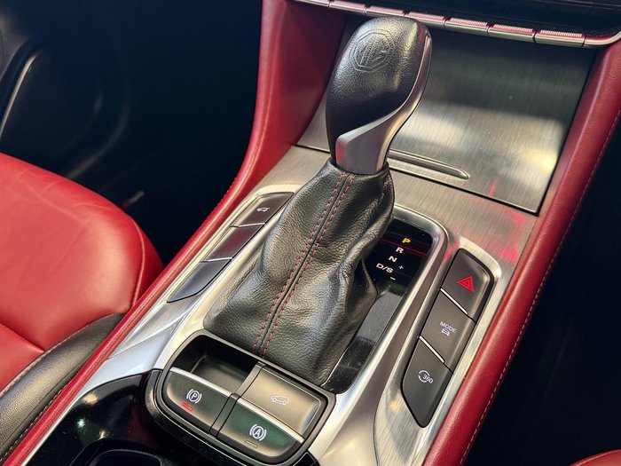 2021 MG HS Essence Anfield Edition