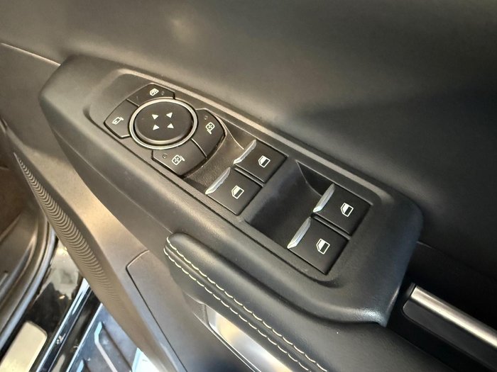 2022 Ford Everest Platinum