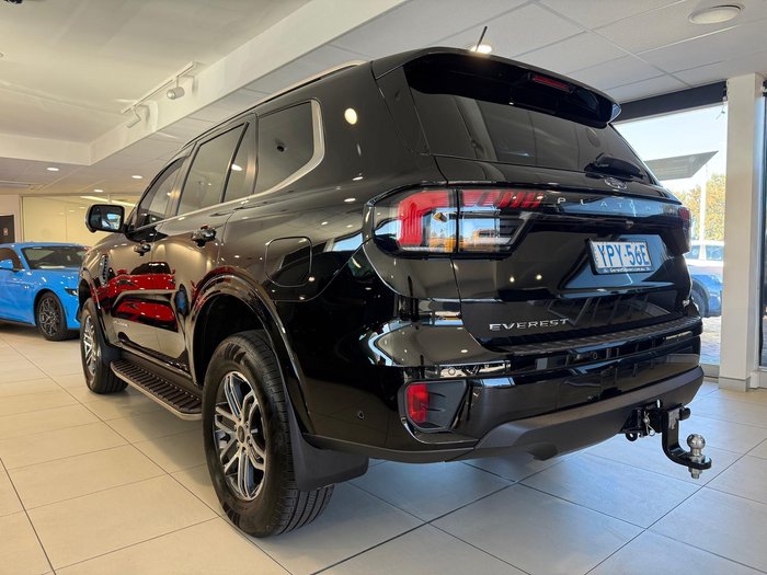 2022 Ford Everest Platinum