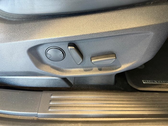 2022 Ford Everest Platinum