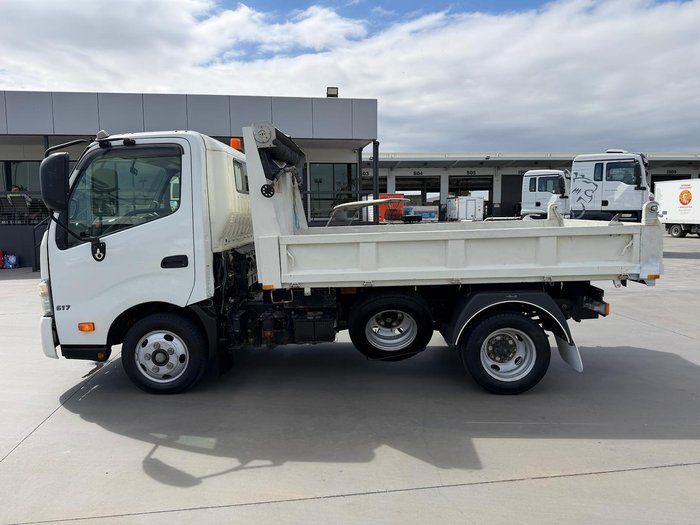 2018 Hino 300 Series 617