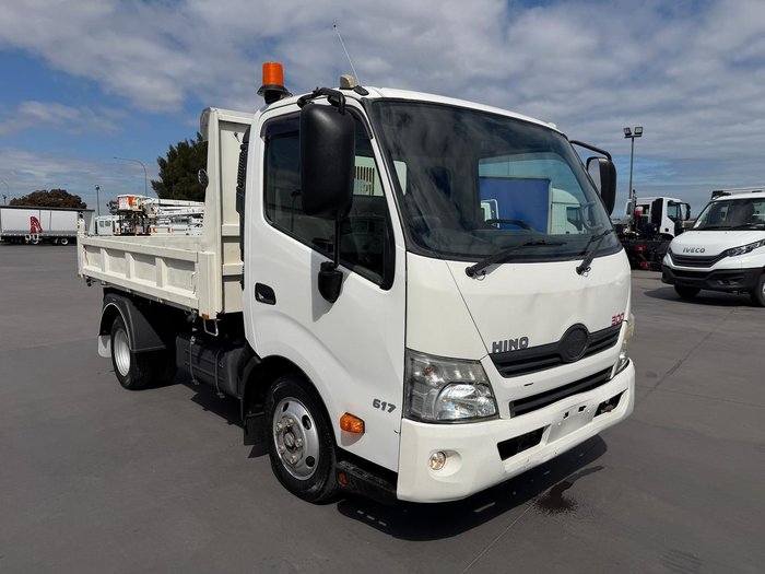 2018 Hino 300 Series 617