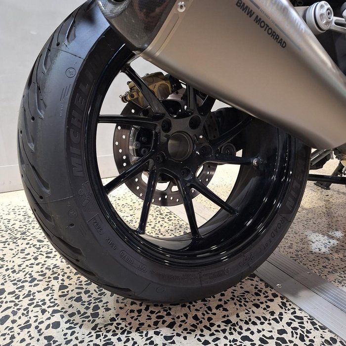 2024 BMW R 1250 R Sport