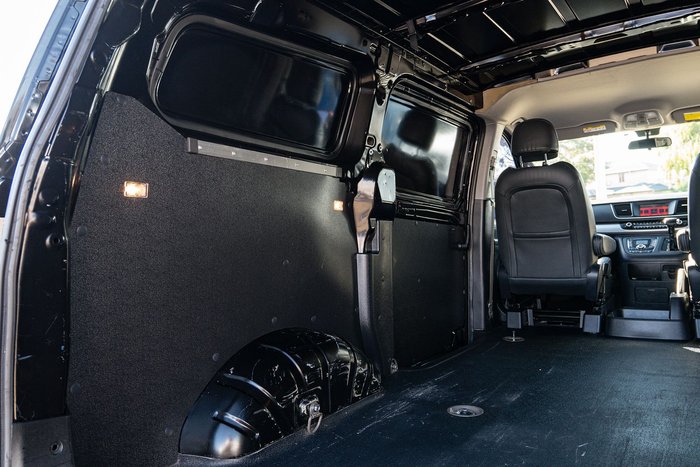 2021 LDV G10 +