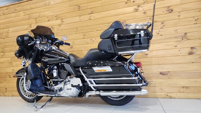 2012 HARLEY-DAVIDSON FLHTCU U/C ELECTRA GLIDE