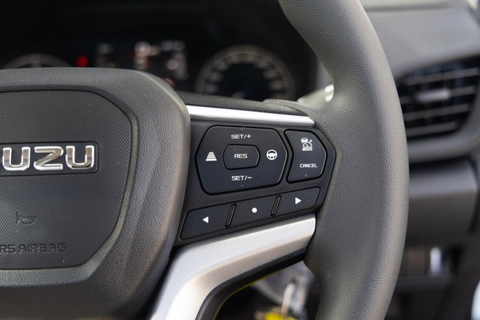 2026 Isuzu D-MAX SX
