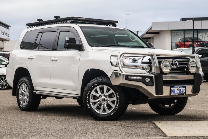 2016 Toyota Landcruiser