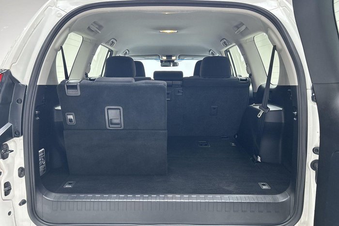 2023 Toyota Landcruiser Prado GX