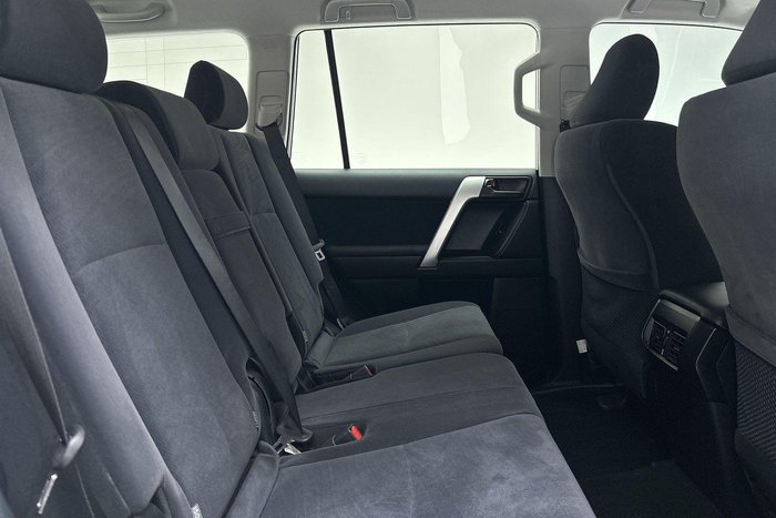 2023 Toyota Landcruiser Prado GX