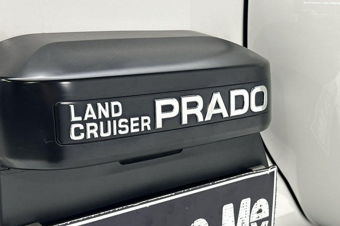 2023 Toyota Landcruiser Prado GX