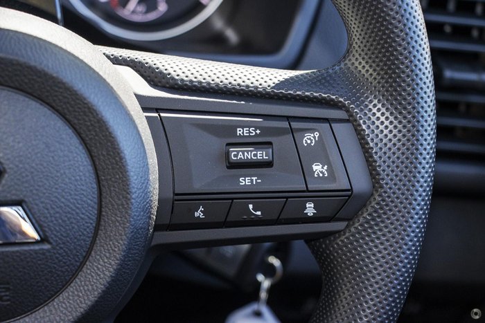 2026 Mitsubishi Triton GLX