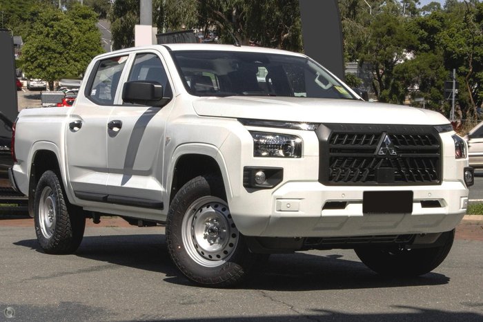 2026 Mitsubishi Triton GLX