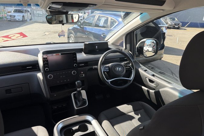 2022 HYUNDAI STARIA LOAD 5S 2.2D LIFTBACK