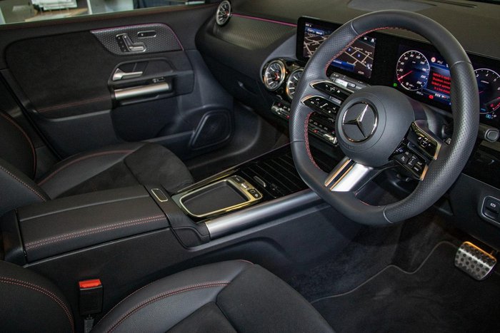 2025 Mercedes-Benz GLA-Class GLA250