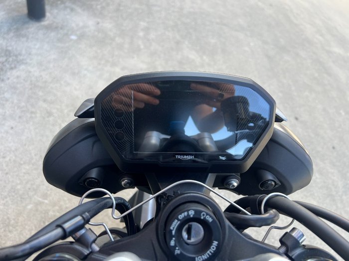2023 Triumph STREET TRIPLE RS SILVER