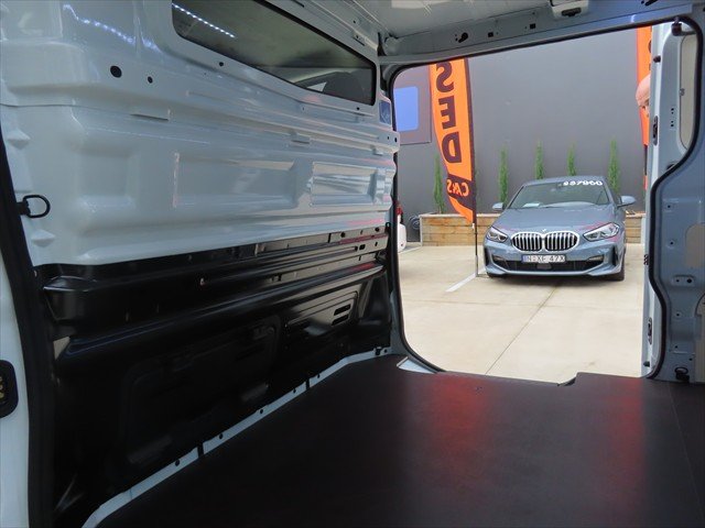 2025 Renault Trafic Premium