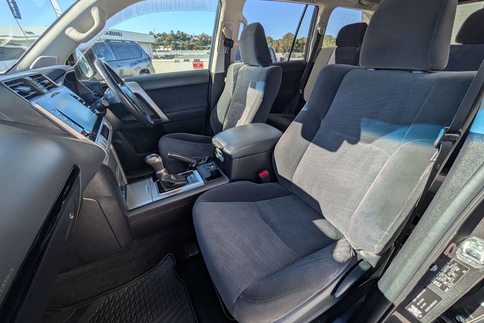 2023 Toyota Landcruiser Prado GXL