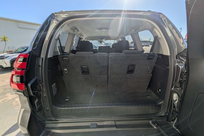 2023 Toyota Landcruiser Prado GXL