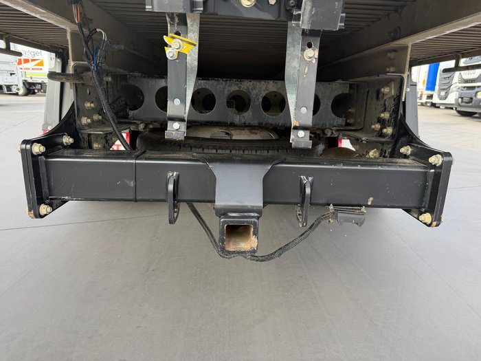 2021 Isuzu N Series NPR 45/55-155 Tradepack