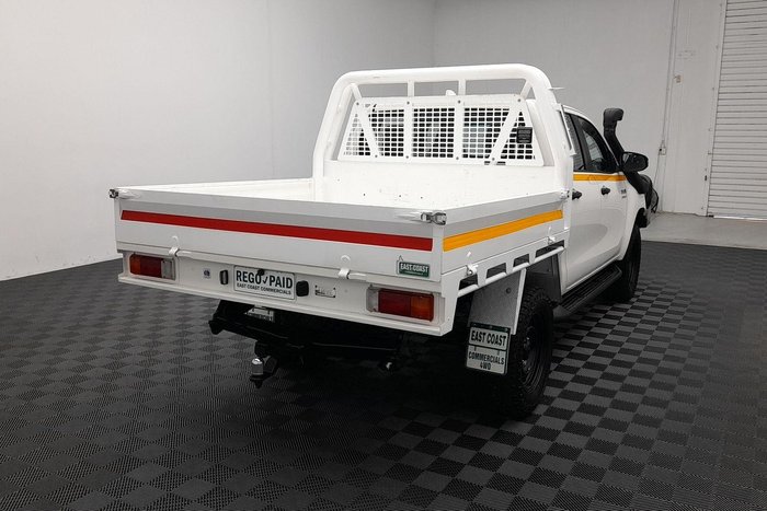2022 Toyota Hilux SR