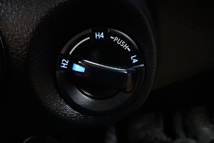 2022 Toyota Hilux SR