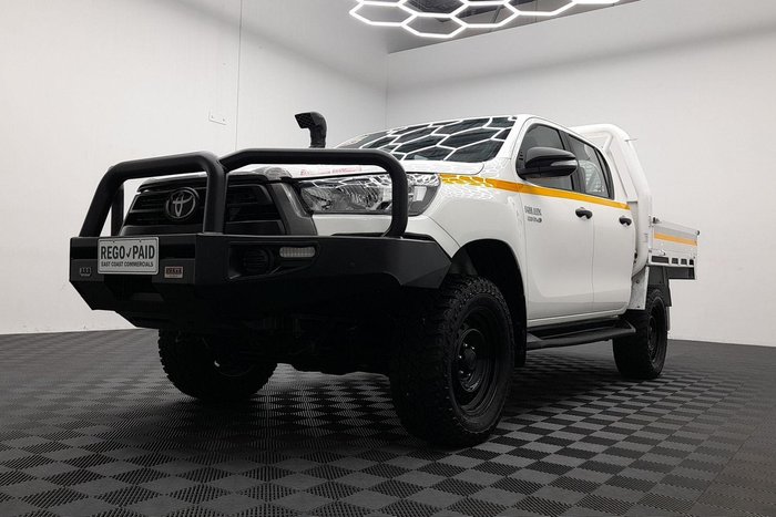 2022 Toyota Hilux SR