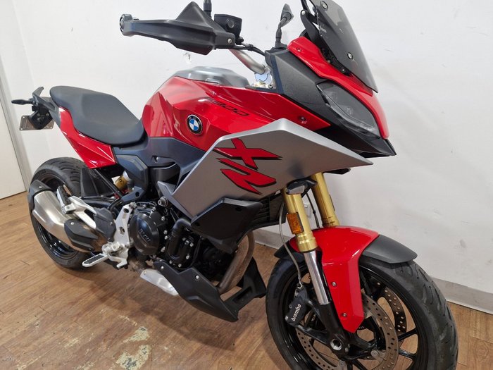 2022 BMW Motorrad F 900 XR SPORT RACING RED