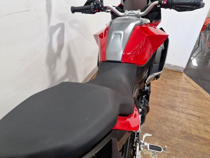 2022 BMW Motorrad F 900 XR SPORT RACING RED