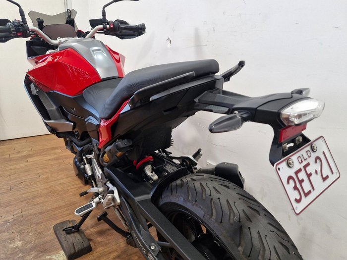 2022 BMW Motorrad F 900 XR SPORT RACING RED