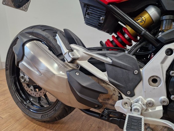 2022 BMW Motorrad F 900 XR SPORT RACING RED