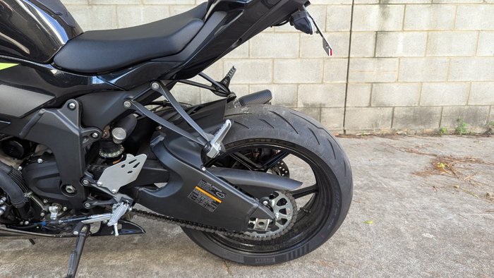 2026 Kawasaki NINJA ZX-6R (636) KRT EDITION Black