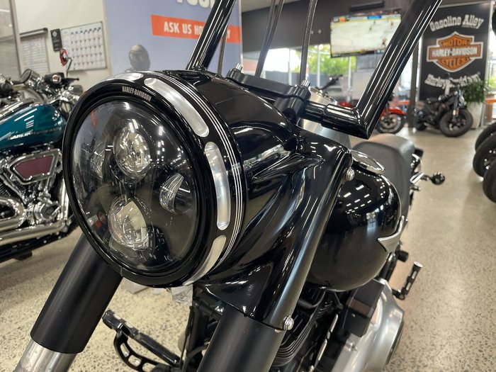 2013 Harley-Davidson Fat Boy Lo 1690 (FLSTFB) Softail Black