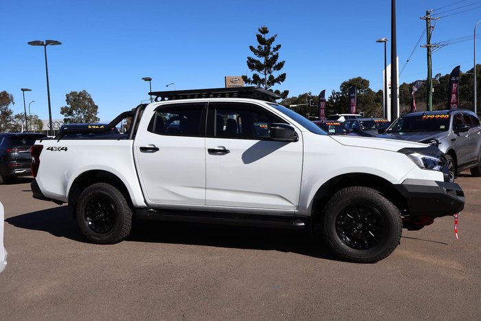 2026 Isuzu D-MAX X-RIDER