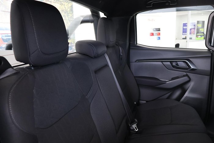 2025 Isuzu D-MAX X-RIDER