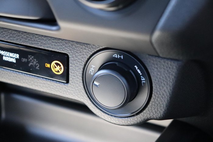 2025 Isuzu D-MAX X-RIDER