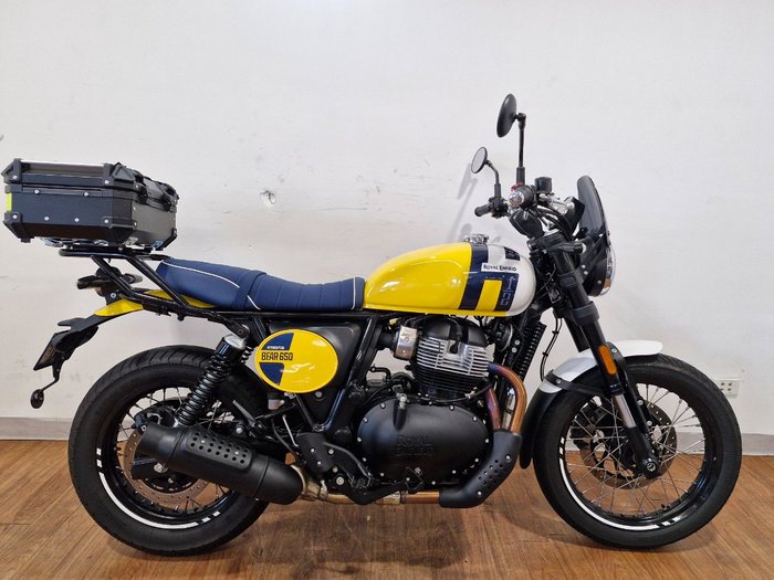 2025 Royal Enfield BEAR 650 YELLOW