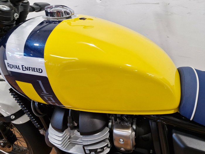 2025 Royal Enfield BEAR 650 YELLOW